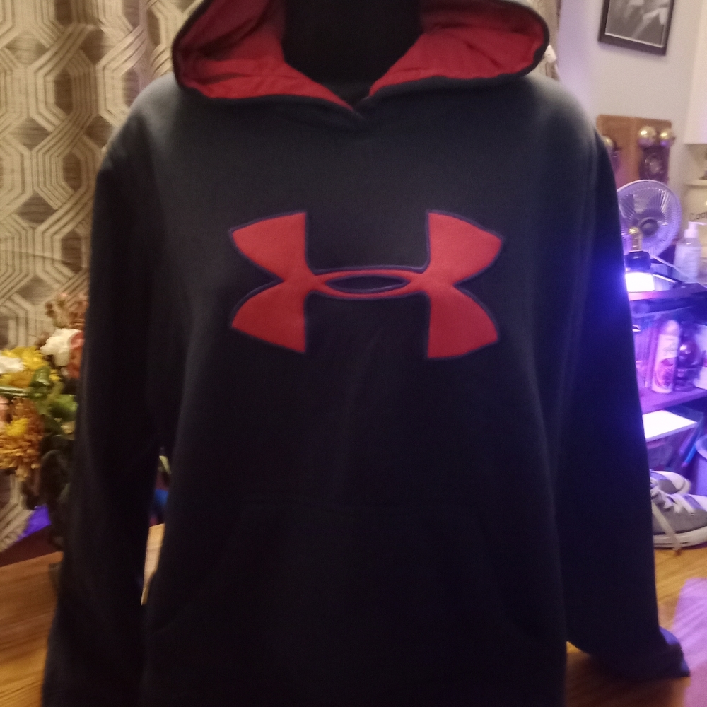 Under Armour hooded sweatshirt